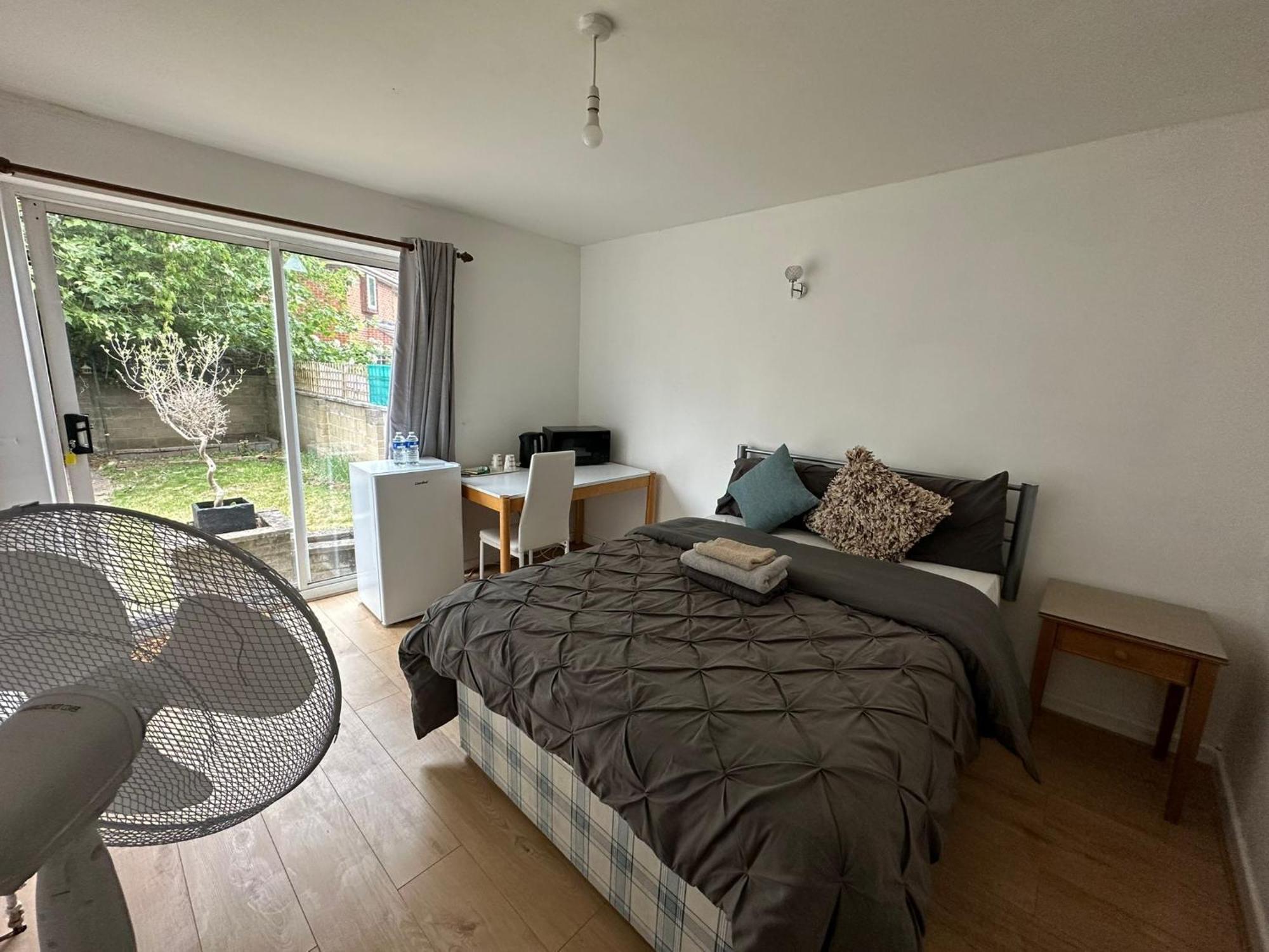 1 En-Suite With Private Entrance & Free Parking Oxford Exteriör bild